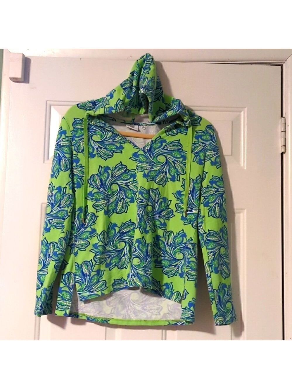Crown & Ivy Pullover Hoodie Long Sleeve Top